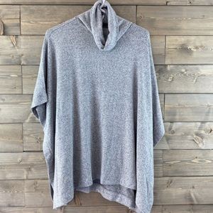 Loft Lou and Gray poncho